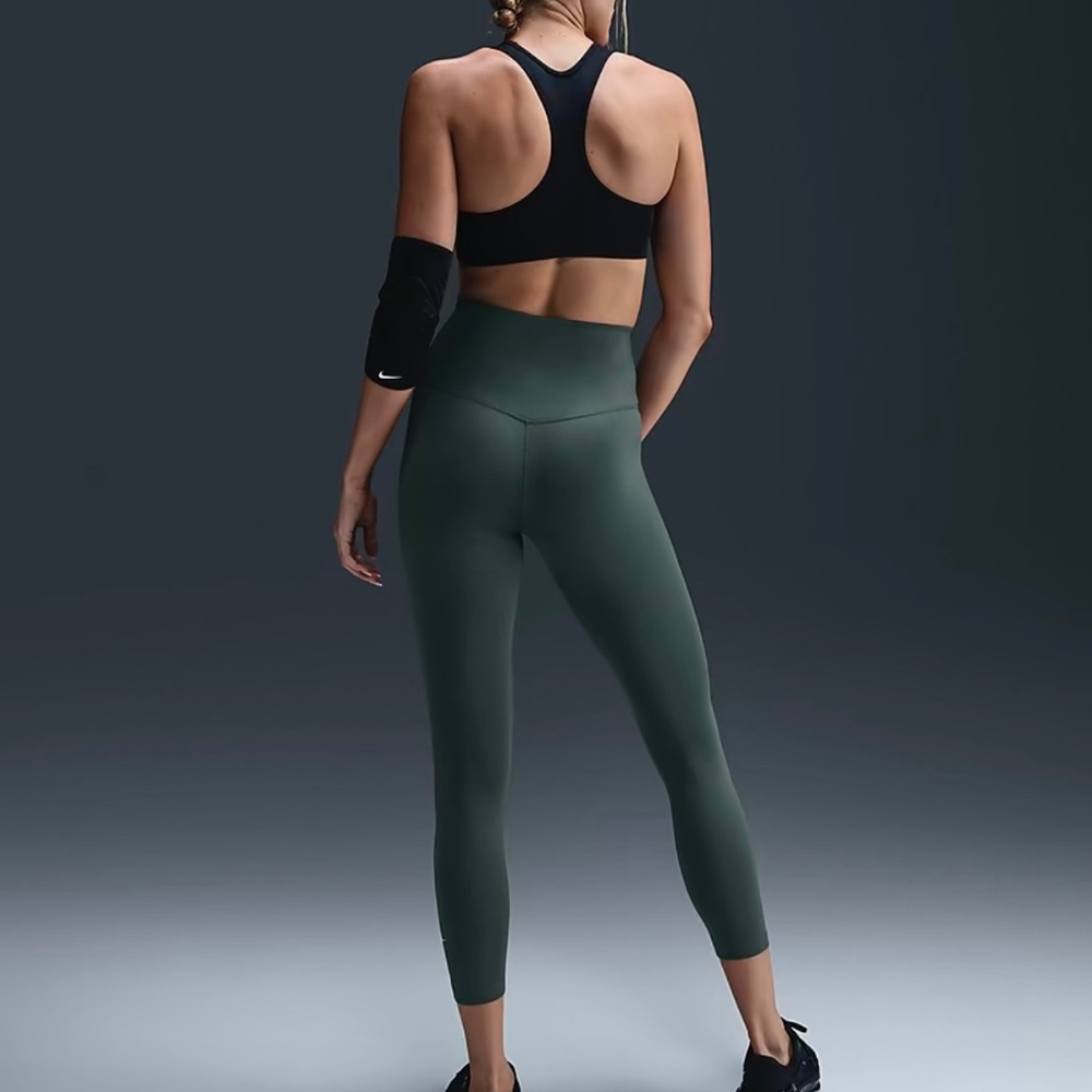 Nike Therma-fit leggings Large